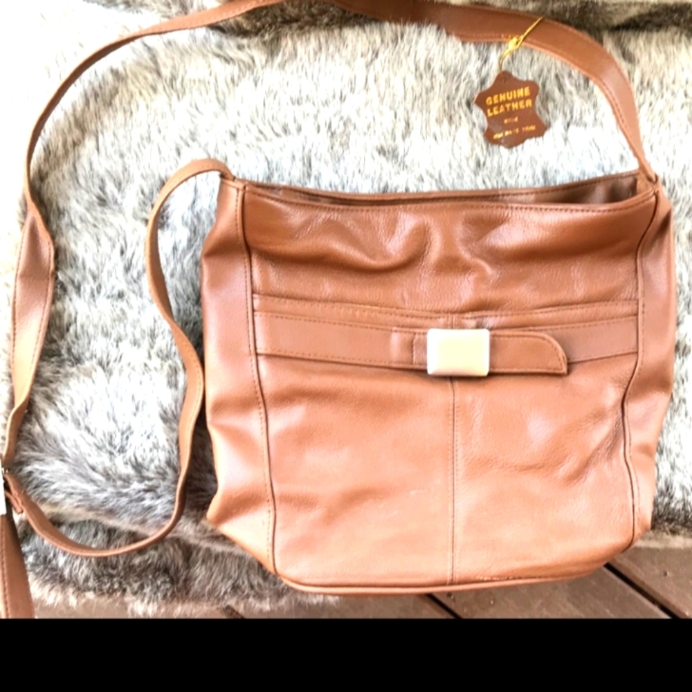 Leather handbag